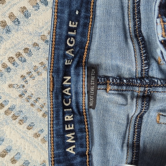 AEO Next Level Stretch Super Hi-Rise Jegging Mom Jeans 4 X-Long Blue Pockets - Picture 3 of 16